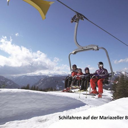 Hotel Zum Kirchenwirt Mariazell Esterno foto