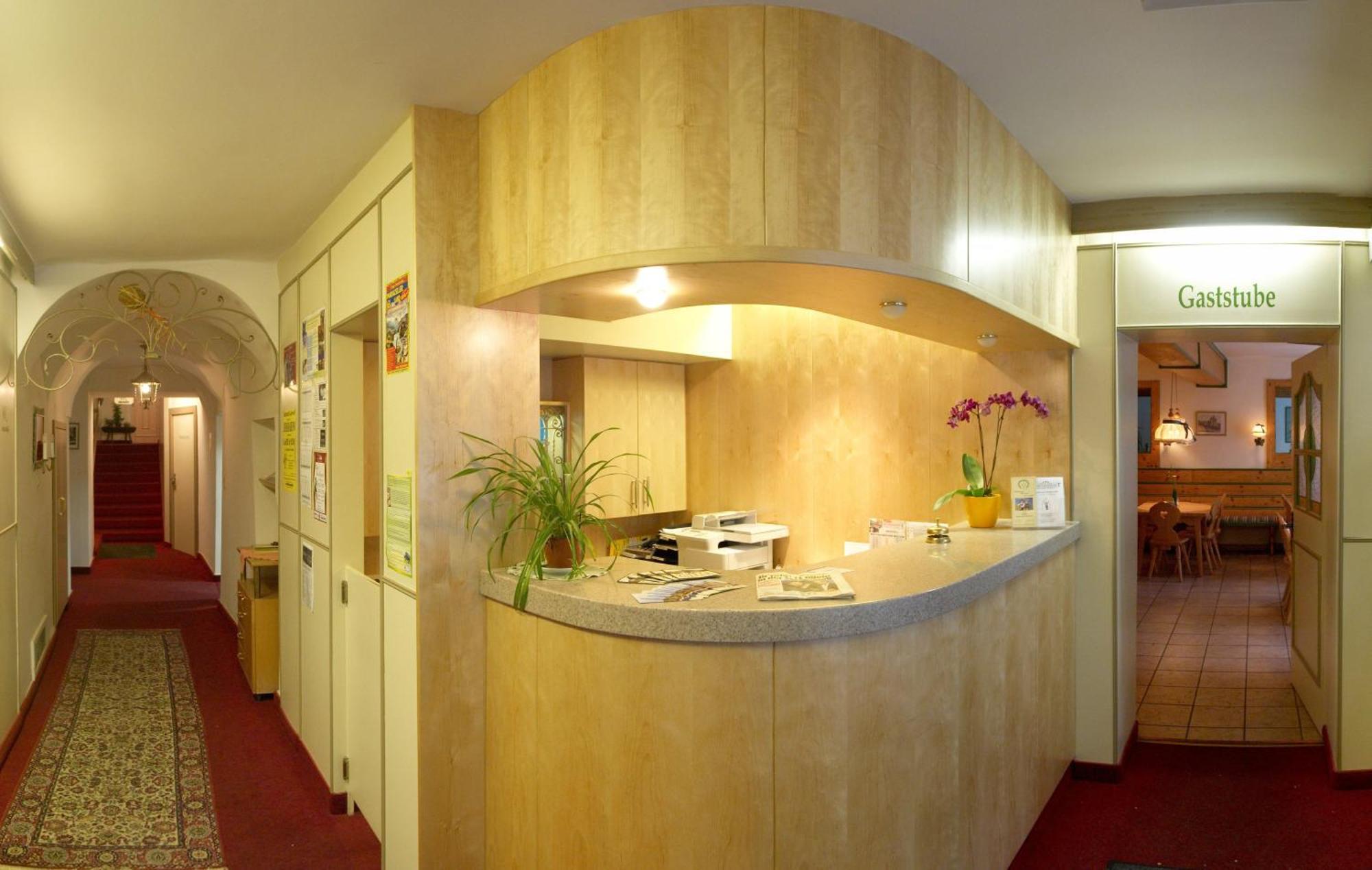 Hotel Zum Kirchenwirt Mariazell Esterno foto